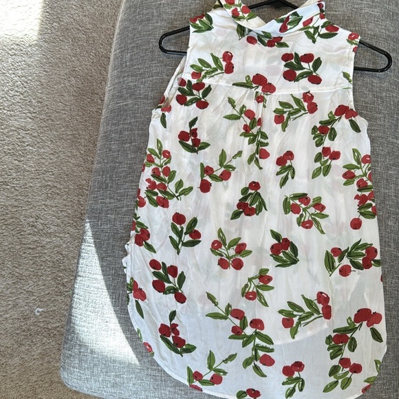 Anthropologie Red and White Sleeveless Blouse with Mandarin Collar - Picture 13 of 13